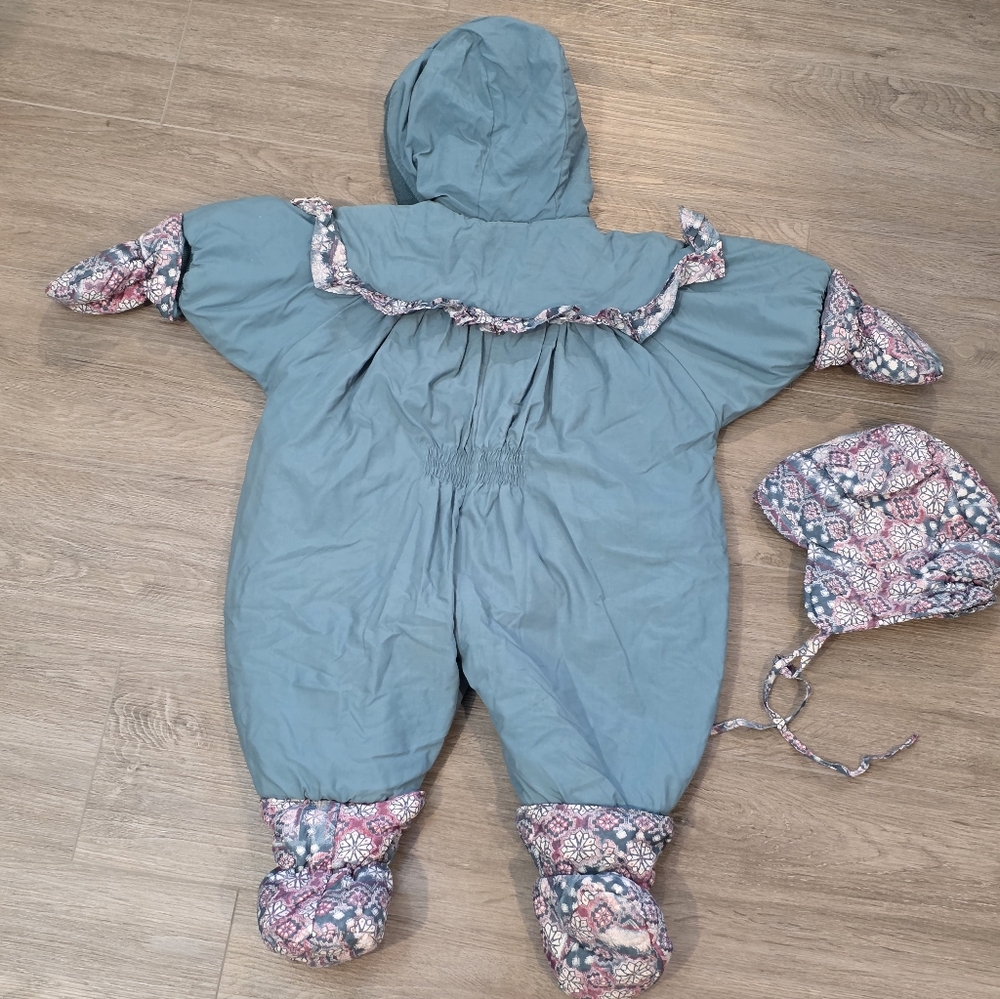 Vintage 90's Baby Snowsuit Size 12 Months With Matching Hat - Picture 3 of 9